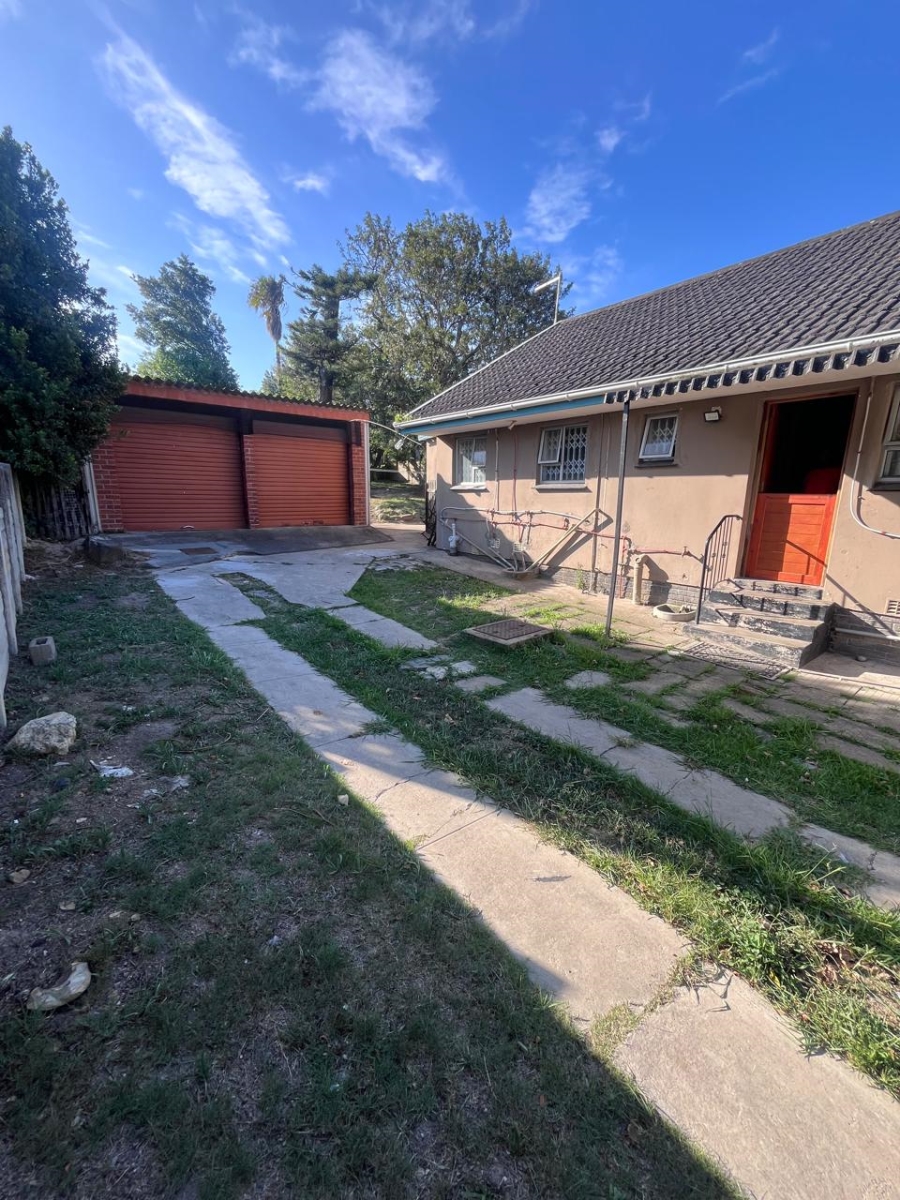 4 Bedroom Property for Sale in Amalinda North Eastern Cape